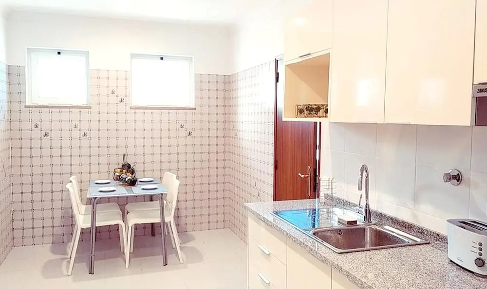 House With 7 Bedrooms in Estói, With Wonderful sea View, Shared Pool, Enclosed Garden - 18 km From the Beach