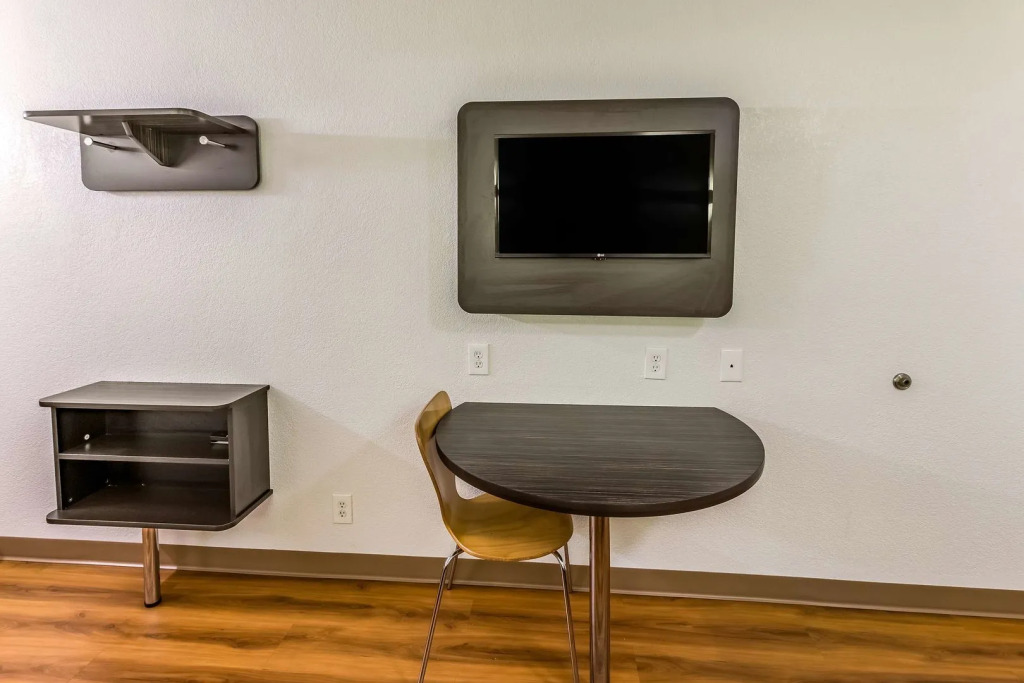 Motel 6-Bellmead, TX - Waco