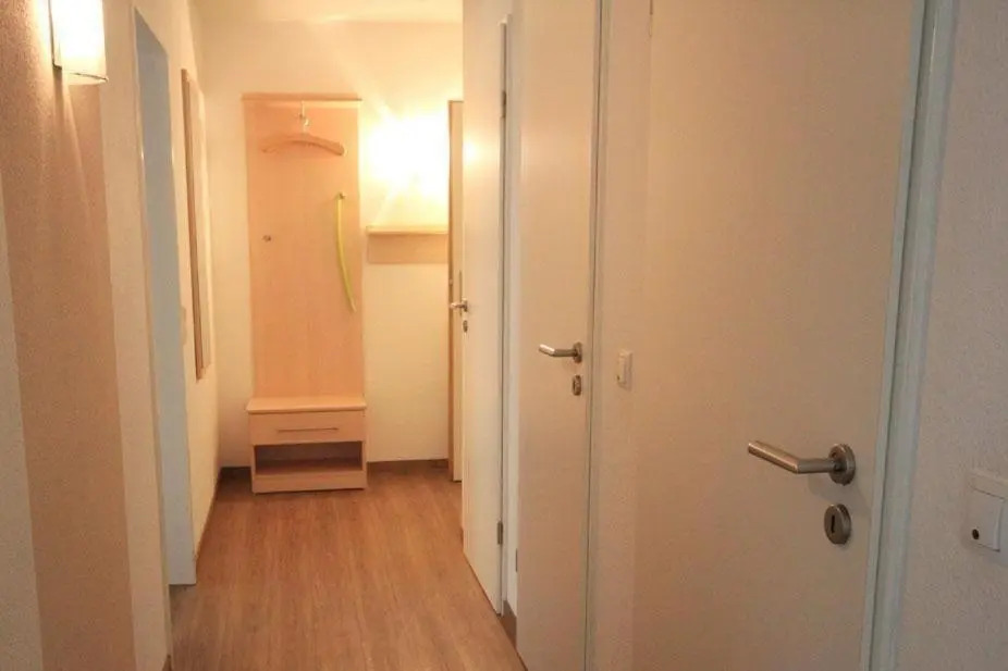 Ferienwohnung-304-Hohe-Lith-strandnah-mit-eigenem-Strandkorb-am-Meer