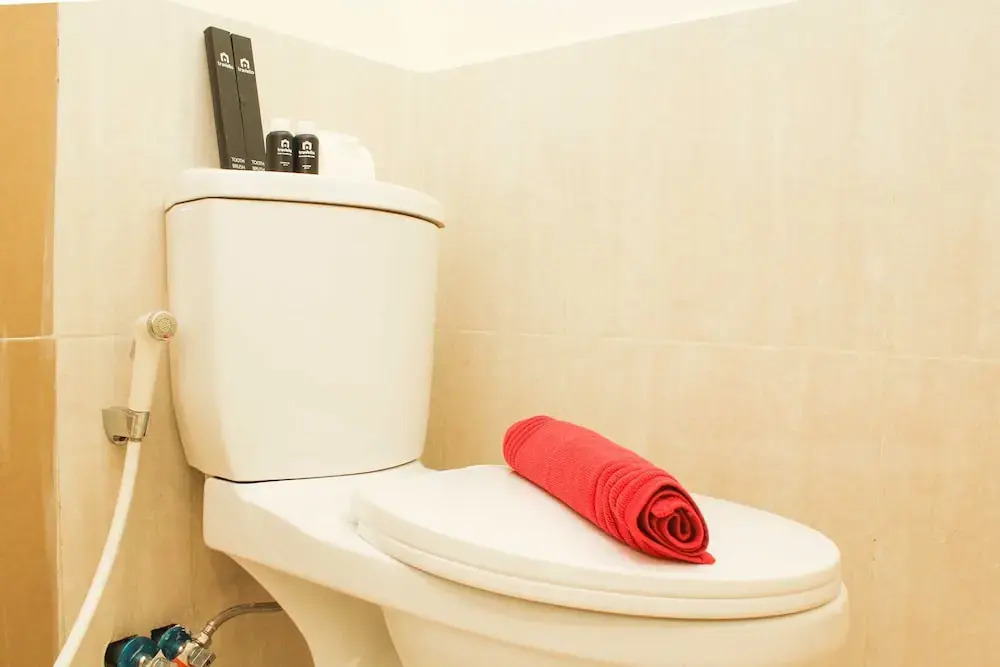 Minimalist and Homey 2BR ar Meikarta Apartment