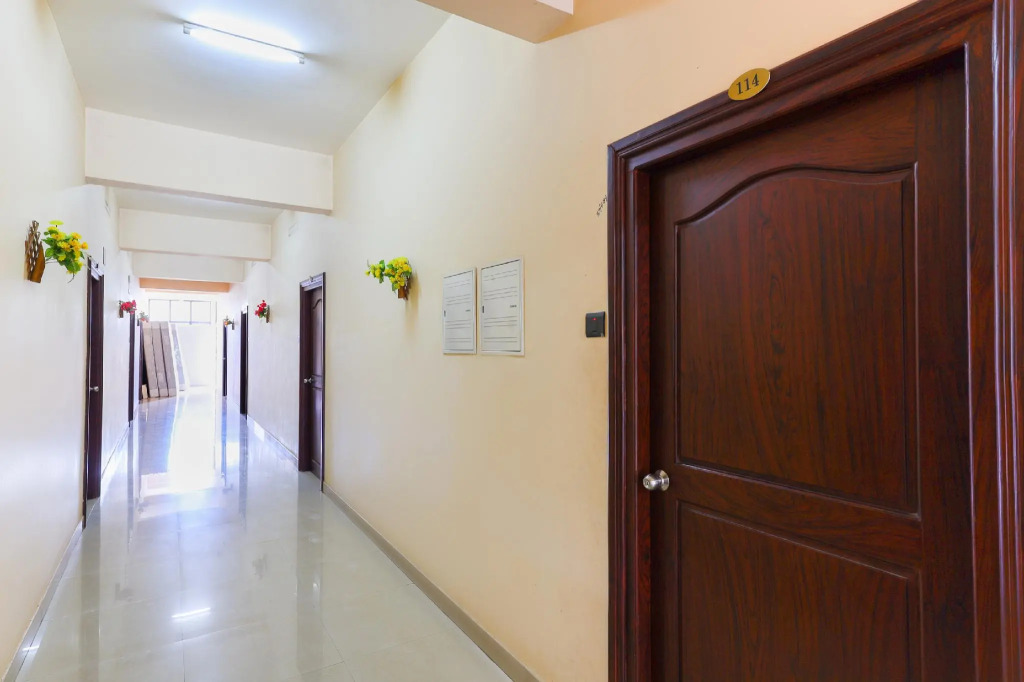OYO 74400 D Lodging
