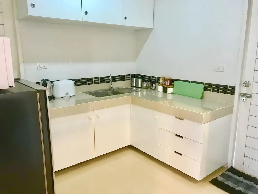 2 Bedroom Luxury House Near Beach