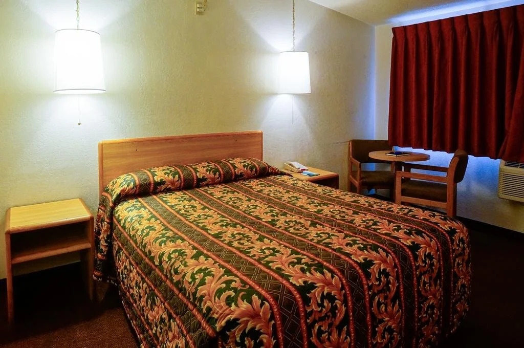 E-Z 8 Motel San Jose 1