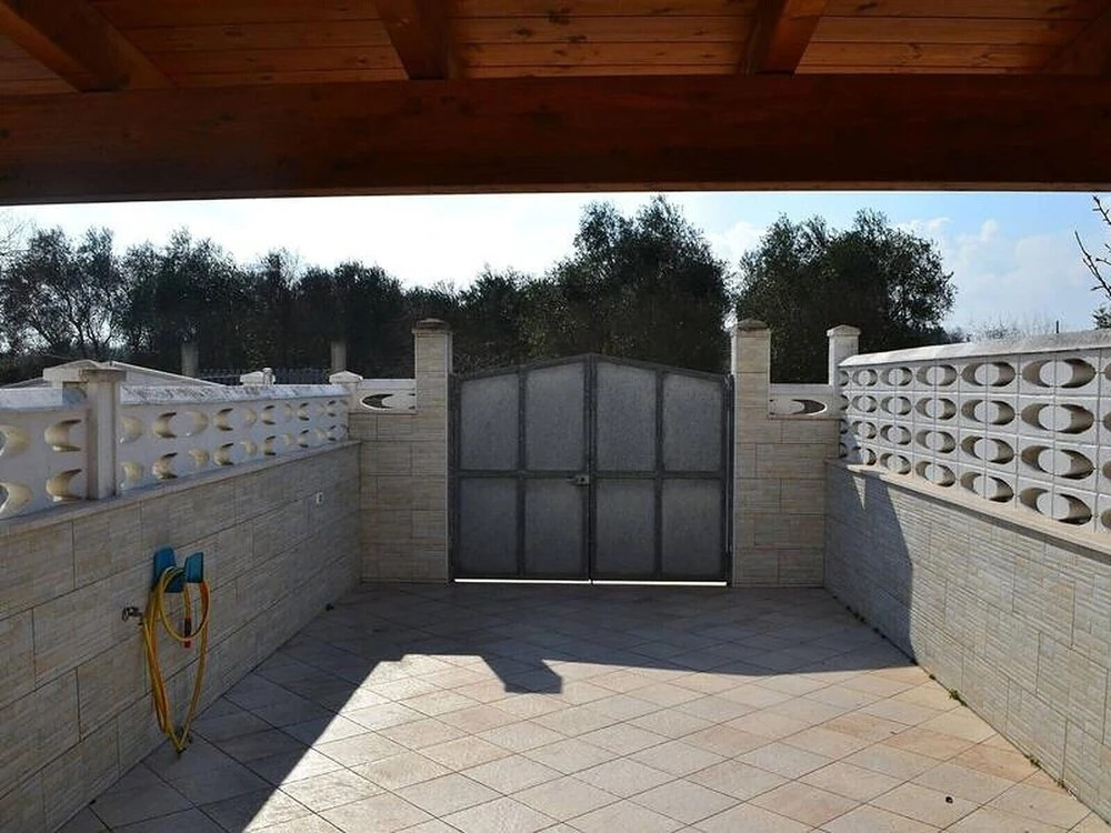 Cosy Apartment Near The Beach With Patio Balcony Pets Allowed Parking