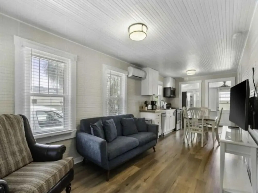 Coastal Classic 2 Bedroom Cottage by RedAwning