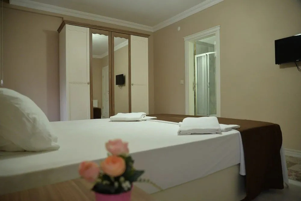 Defne Gold Suite Hotel