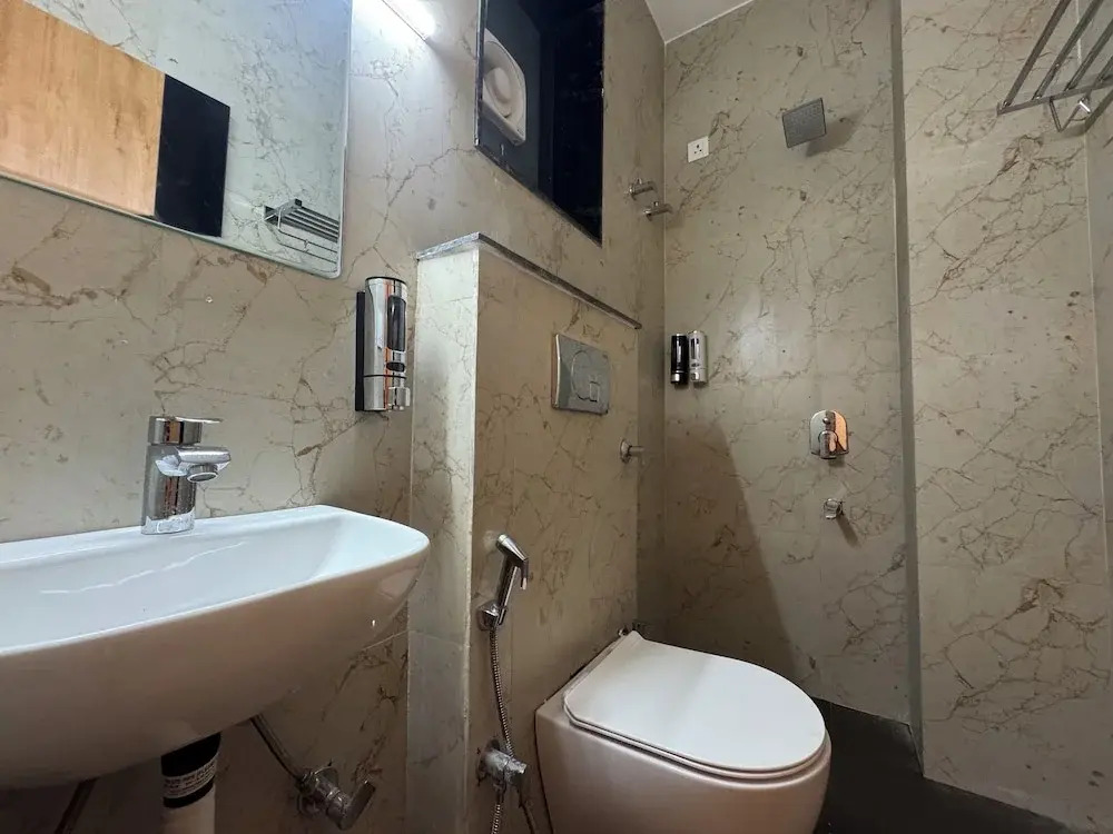 Hotel Vrinda Orchid Inn