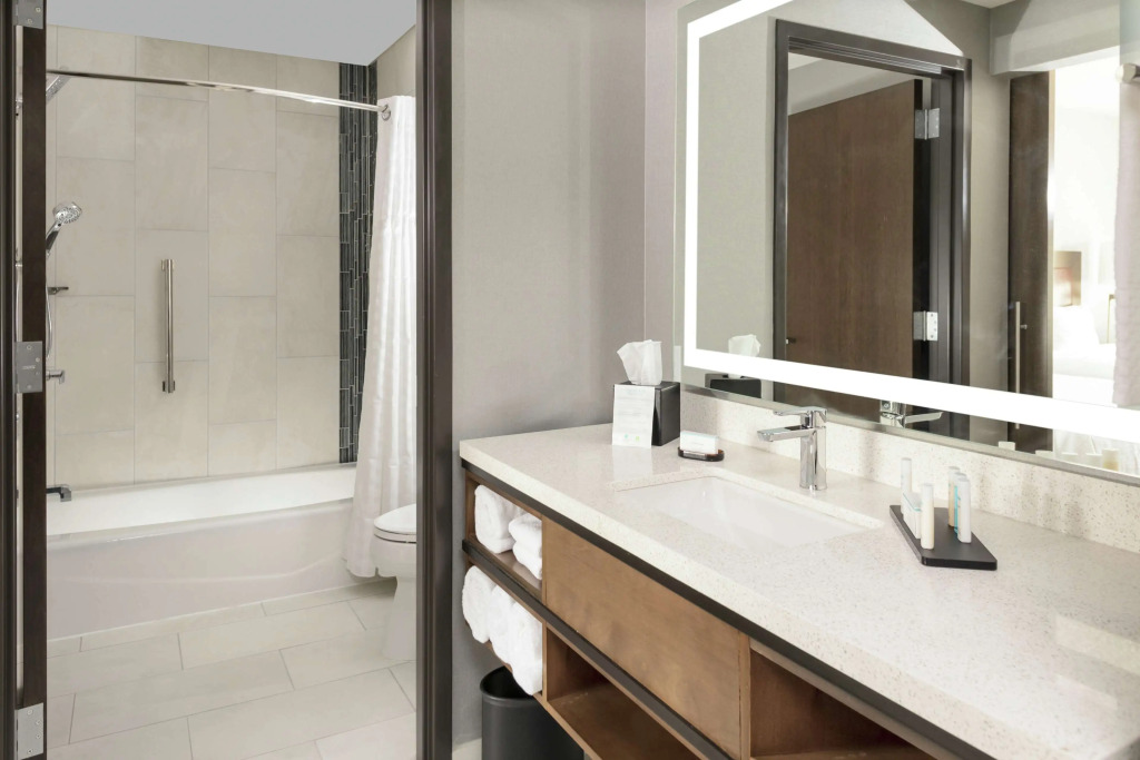 Embassy Suites By Hilton Grand Rapids Downtown