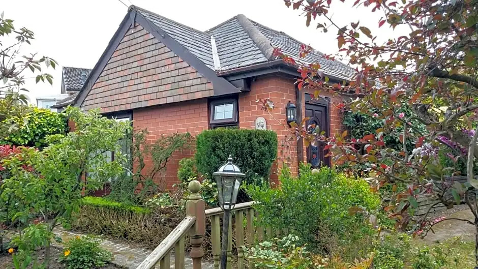 Hollingworth Lake Guest House Room Only Accommodation