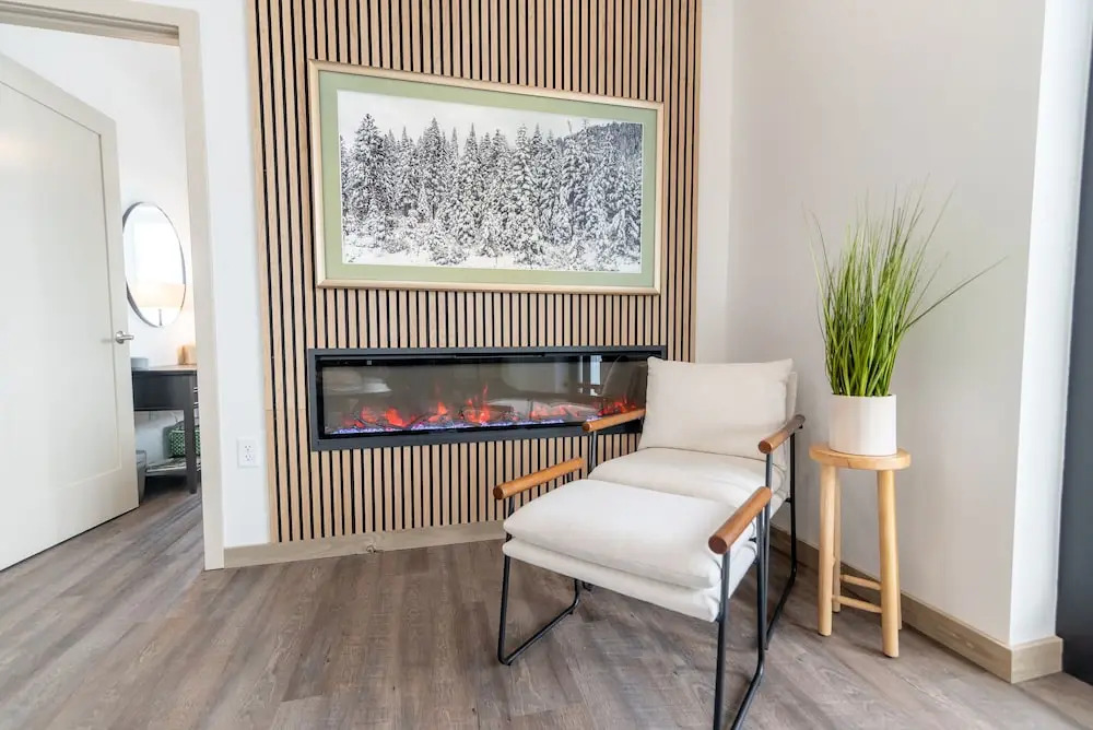 Colony Suites
