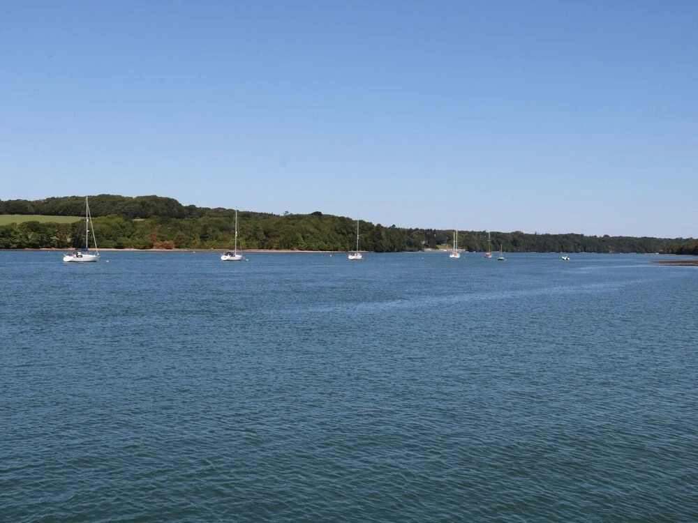 Glan Y Don