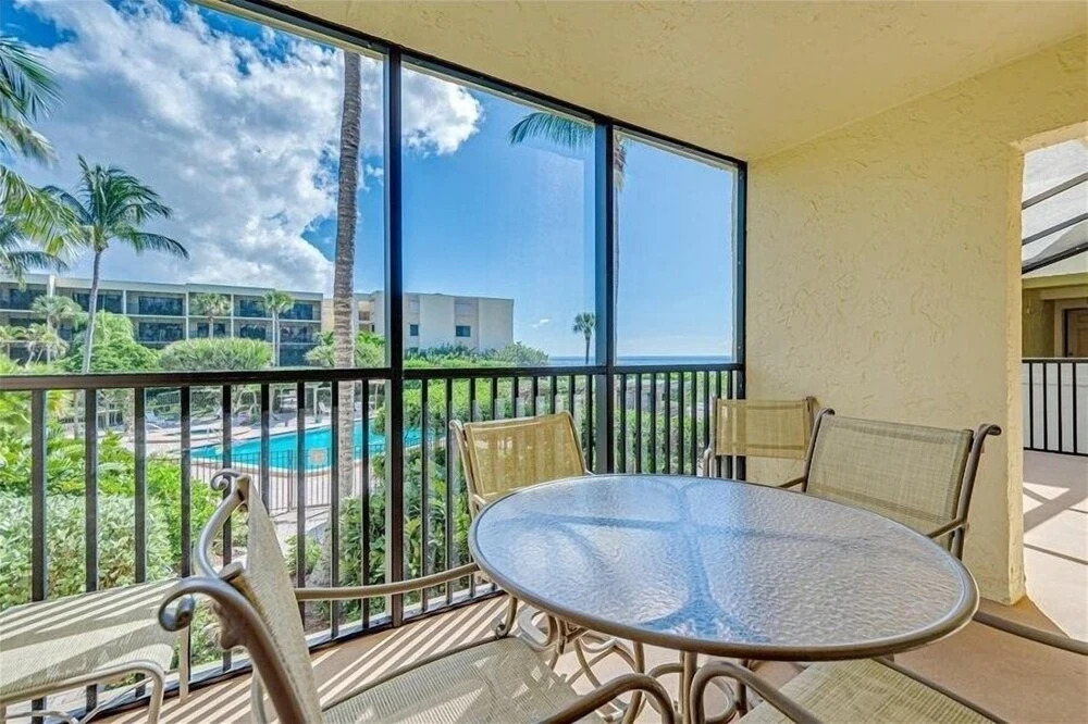 Sea Oats 144 2 Bedroom Condo by RedAwning