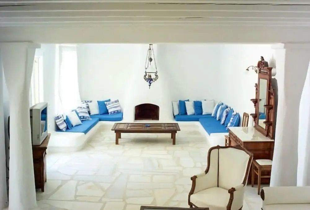 Villa Adonis