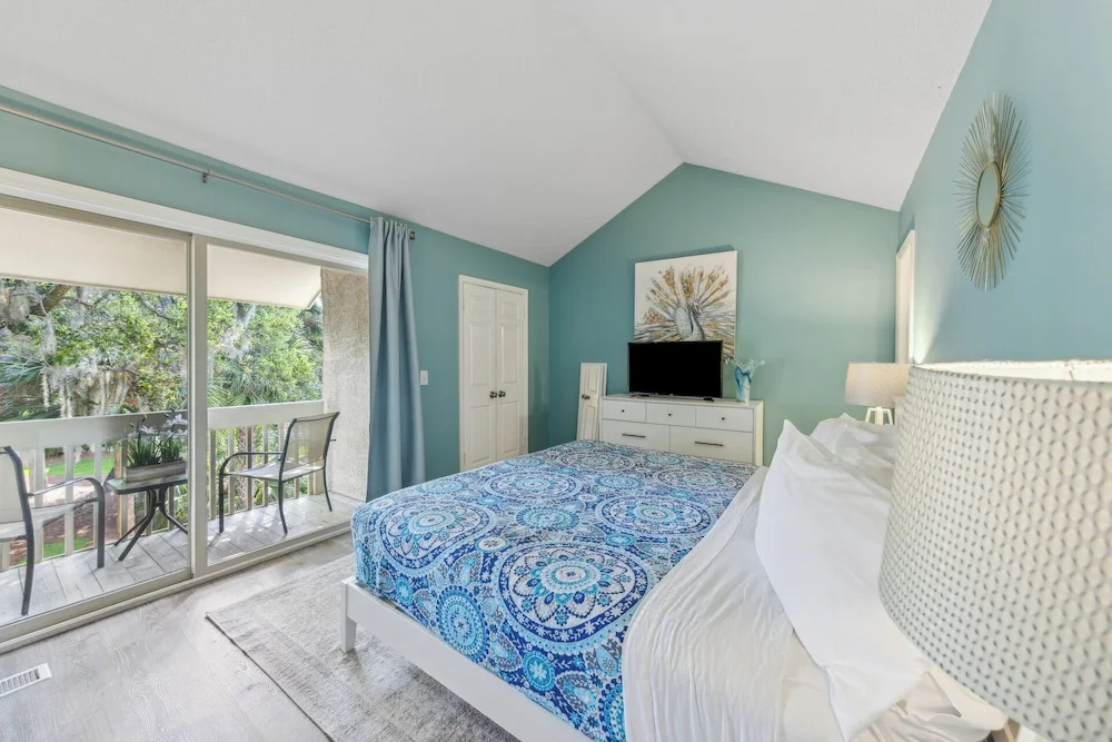Vitamin Sea Retreat A Dream! Highly Walkable!