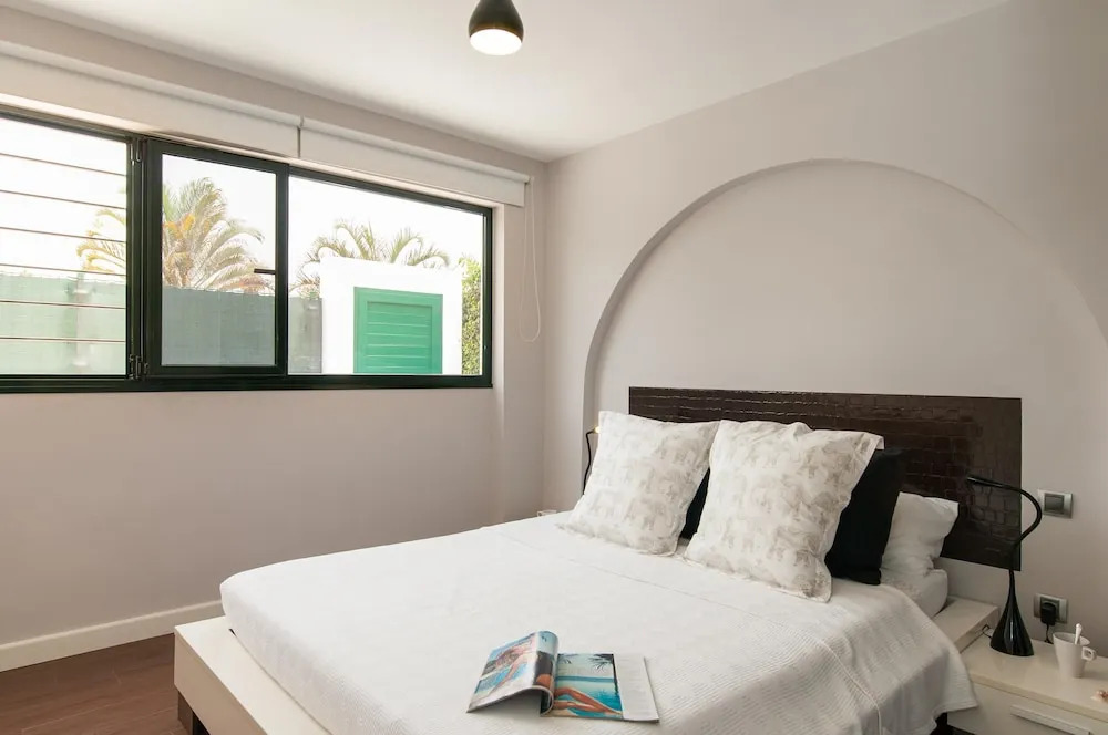 Bungalow with terrace in Maspalomas DS50 by VillaGranCanaria