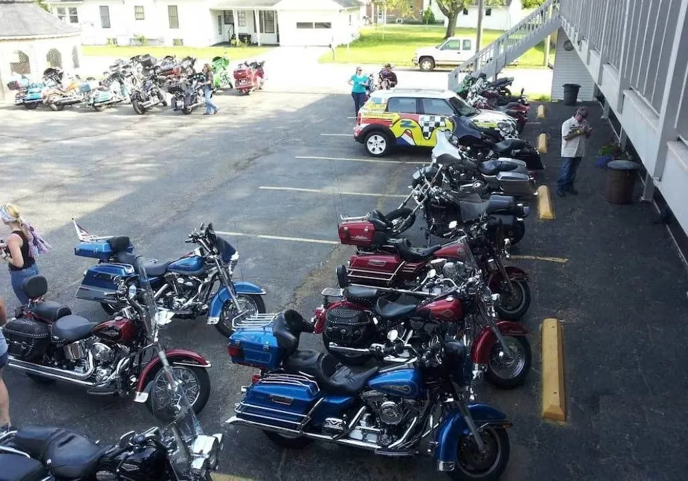 L&M Bikers Motel