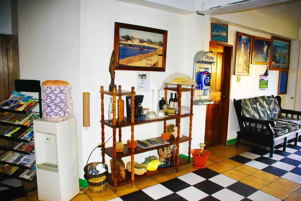 Chaleanor Hotel