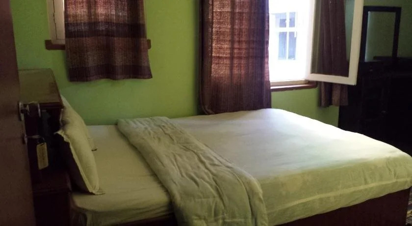 Alobar1000 Hostel