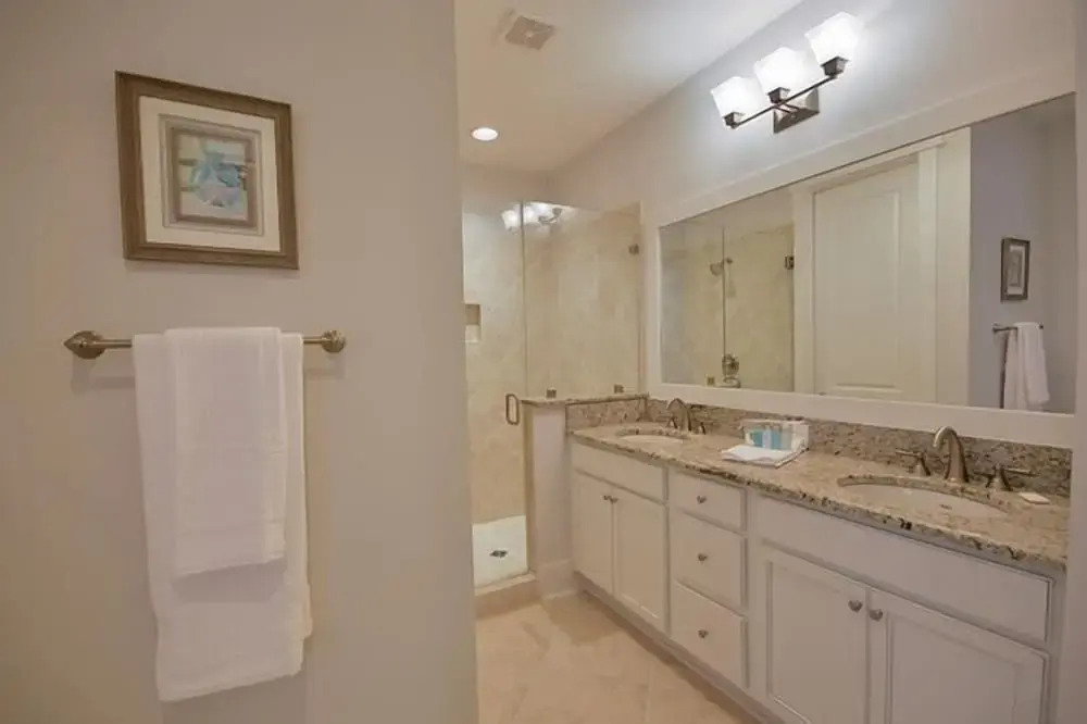 WHITE SAND REUNION 5 Bedroom Holiday Home by Five Star Properties