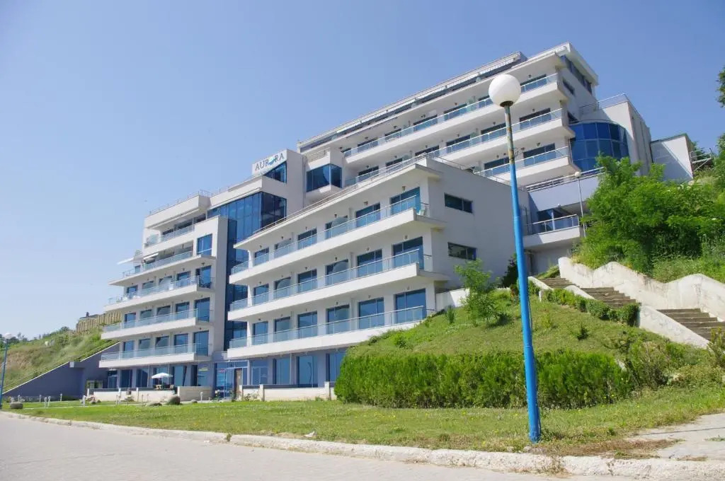 Aurora Apartments