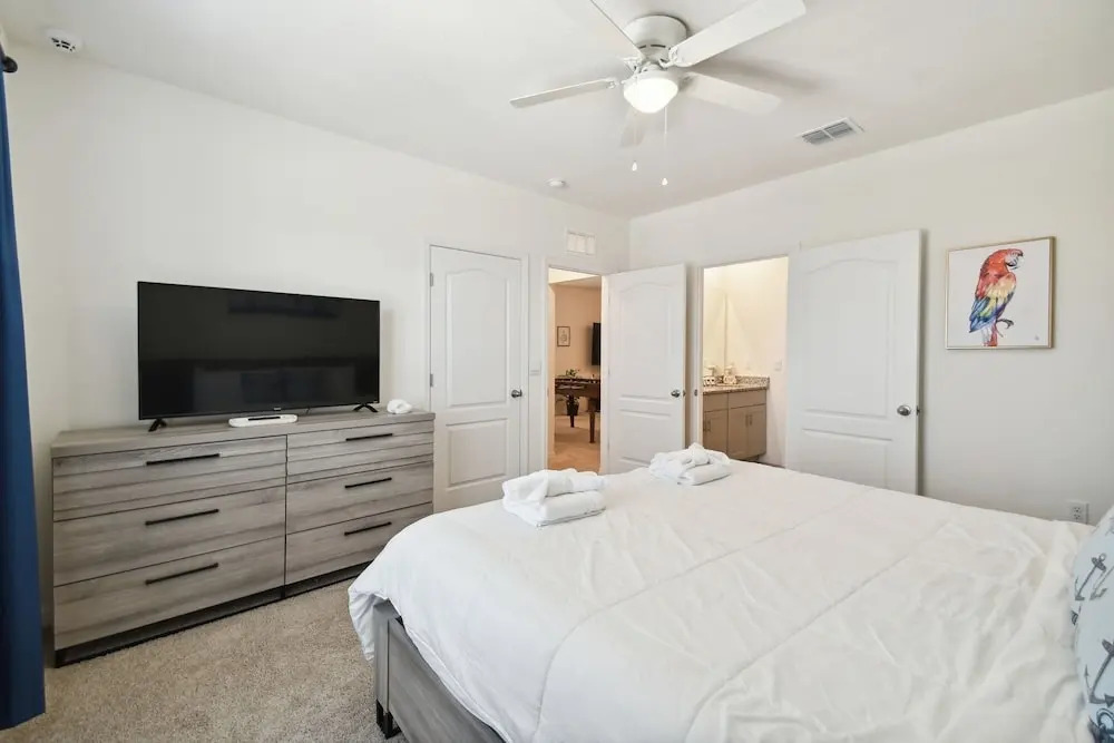 7704oml-solterra Resort 7 Bedroom Home by RedAwning