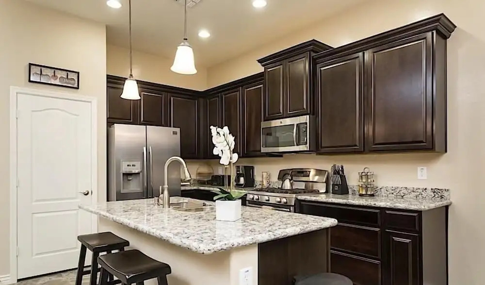 Pleasant Surprise By Signature Vacation Rentals