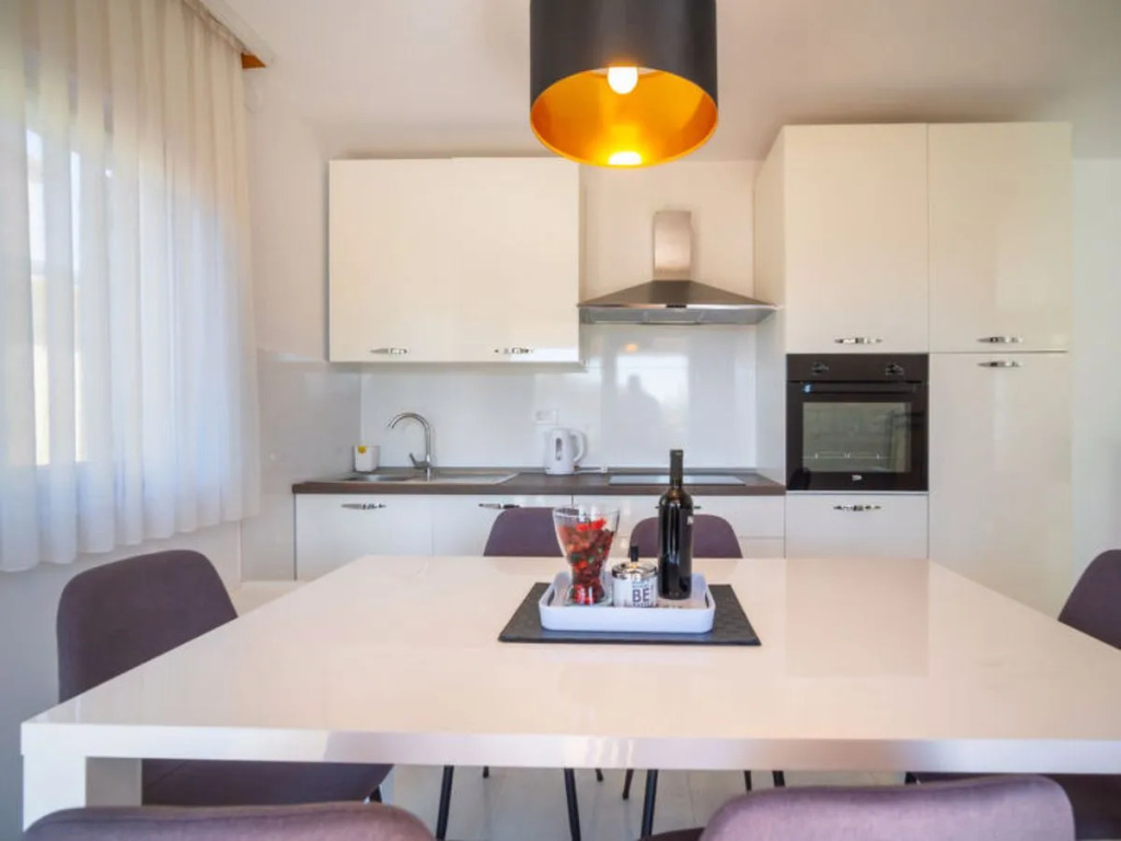 Apartment Damir Tampere 25135