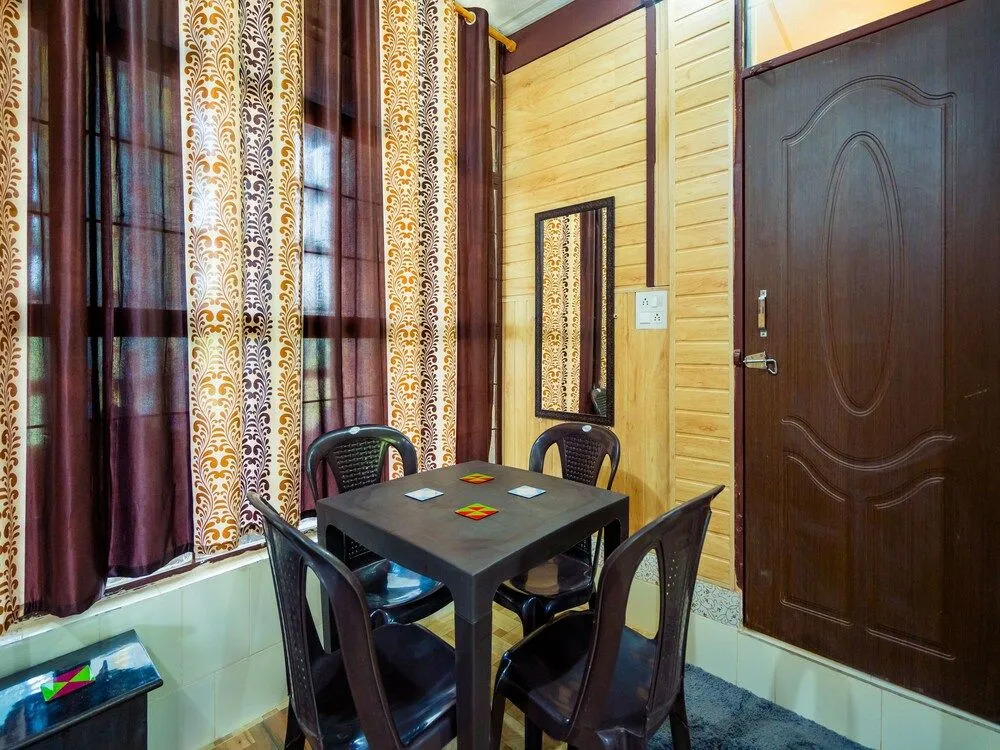 OYO 13254 Home Hill View 3BHK Mussoorie Bypass