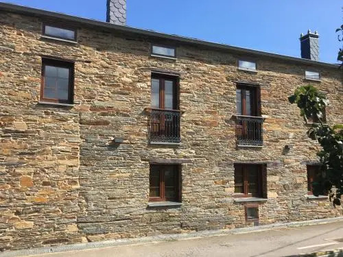 Apartamentos Carola