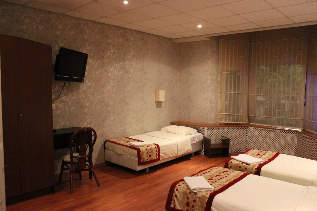 Skyline Hotel
