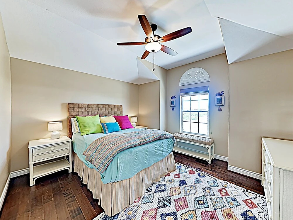 New Listing! Beautiful W/ Pool 3 Bedroom Home