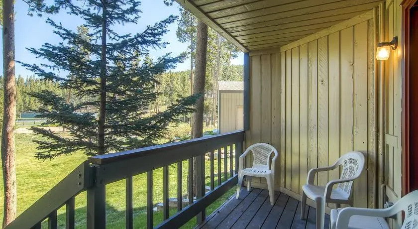 Atrium 05 by Colorado Rocky Mountain Resorts