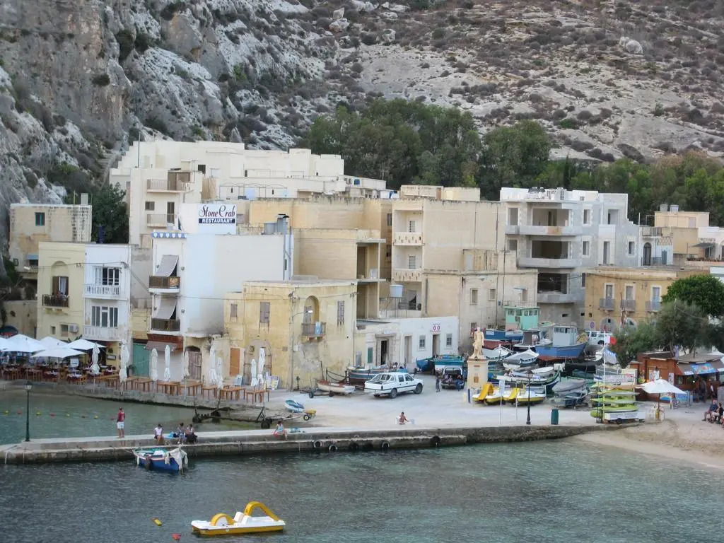 Villa Atlantis