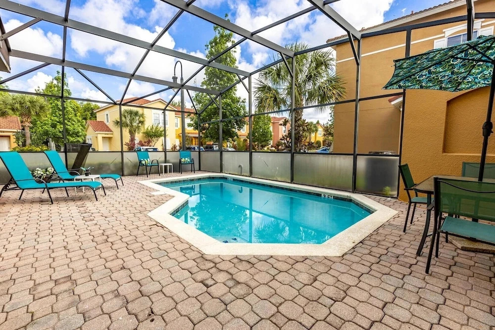 Disney Stay w/ Private Pool + Family Fun Sleeps 9