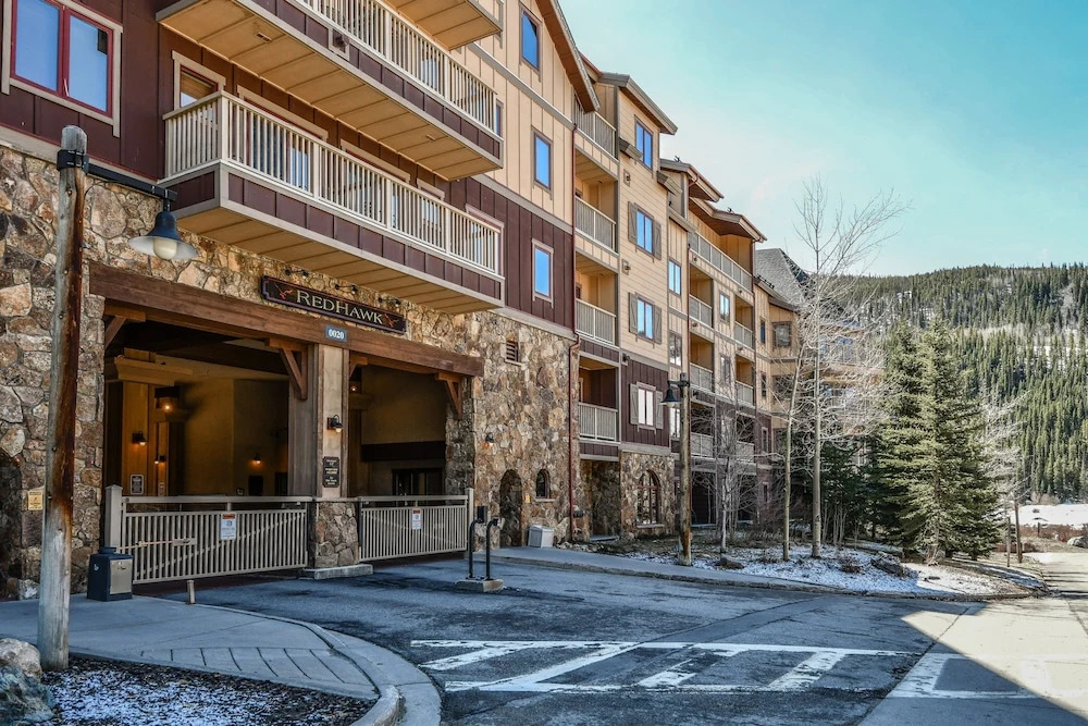 Red Hawk Townhome 2350