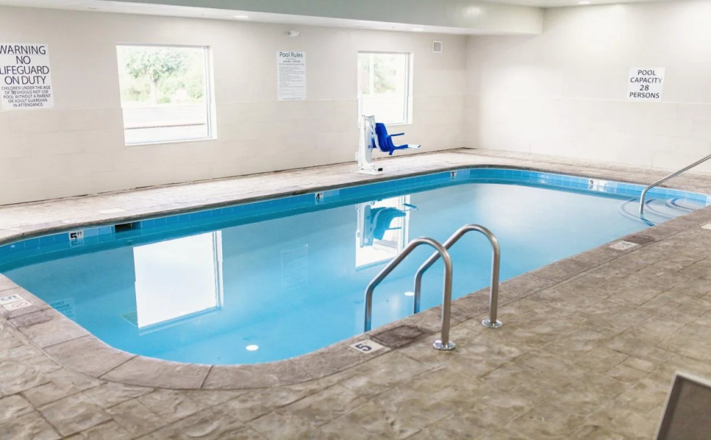 Holiday Inn Express & Suites Sweetwater by IHG