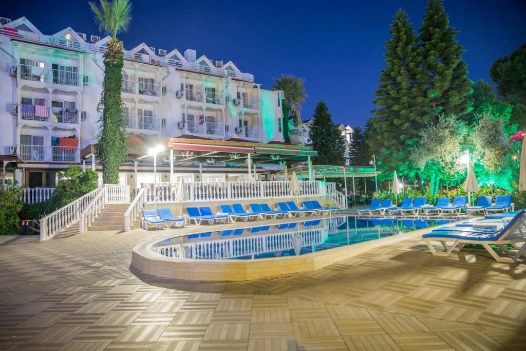 Halıcı Hotel