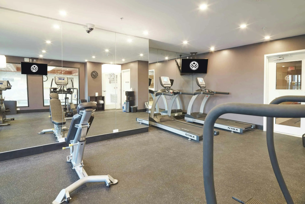 Sandman Signature Plano-Frisco Hotel