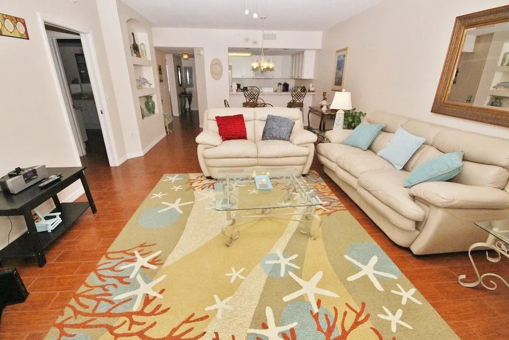 Oceanwalk 1-403 Apartment 2