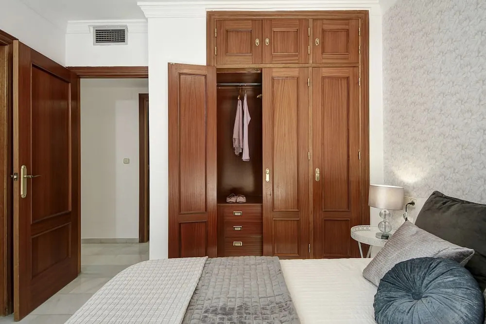 Alhambra Penthouse 2 Private Terraces Parking Free
