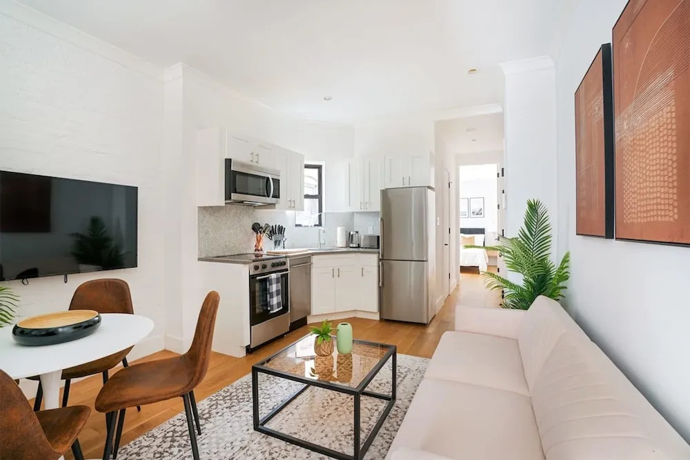 1290-16 New Renovated 2 Bedrooms in UES
