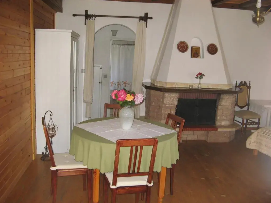 Grivas House