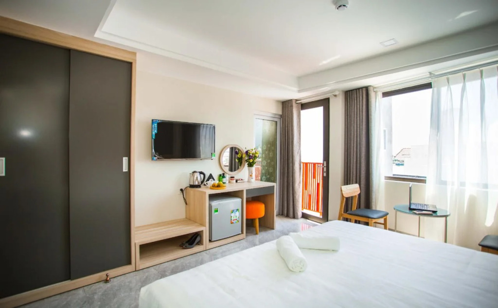 Moonlight Bay Hotel