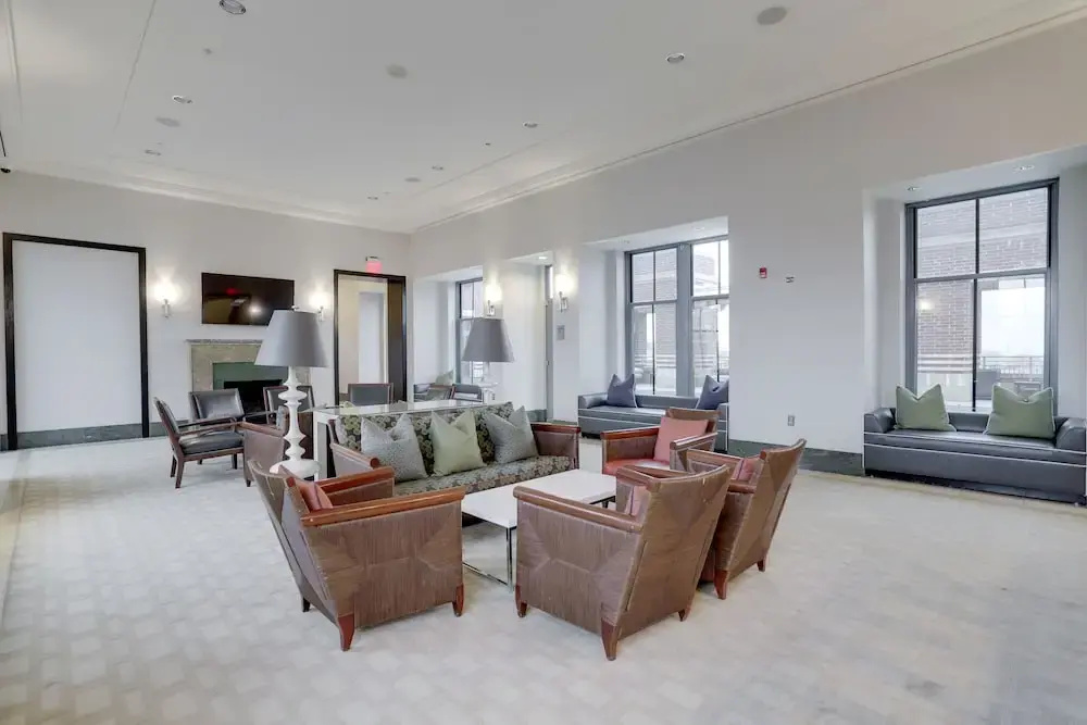 Relaxing Vibe Alexandria Apts