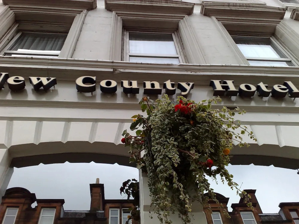 The New County Hotel