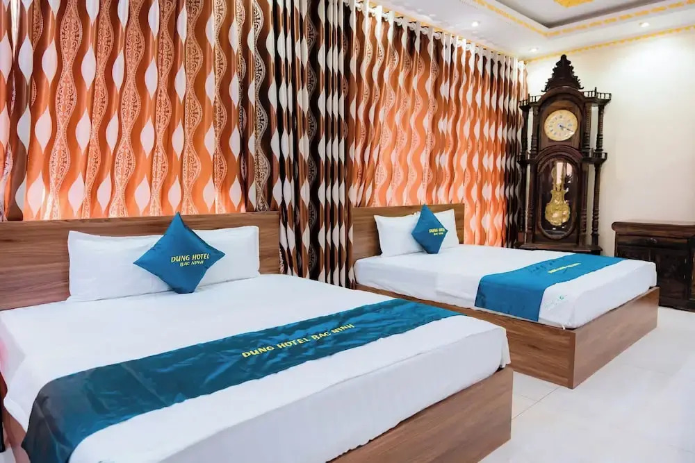 Sky 2 Hotel