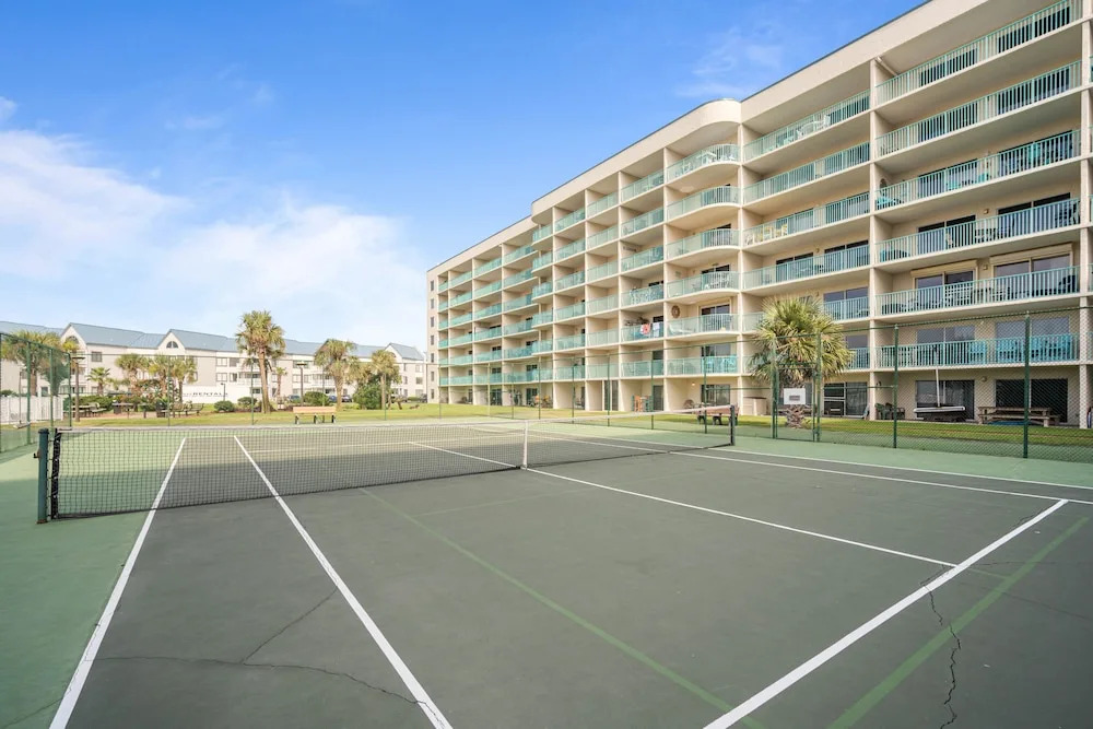 Plantation Palms Condos by ALBVR