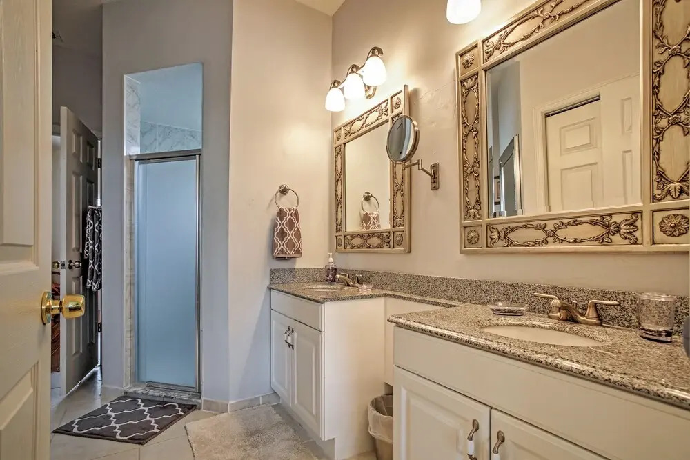 Naples Home w/ Pool, Extended Stays Welcome!