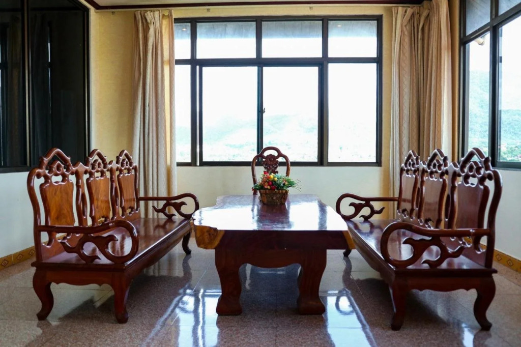 Friendship Hotel
