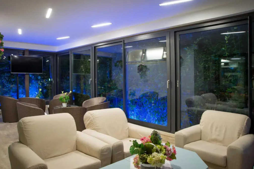 Residence Clipper